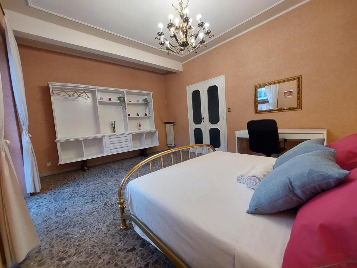 12Min Da Roma Centro Stanza Grande E Luminosa Hotel Ciampino Exterior photo