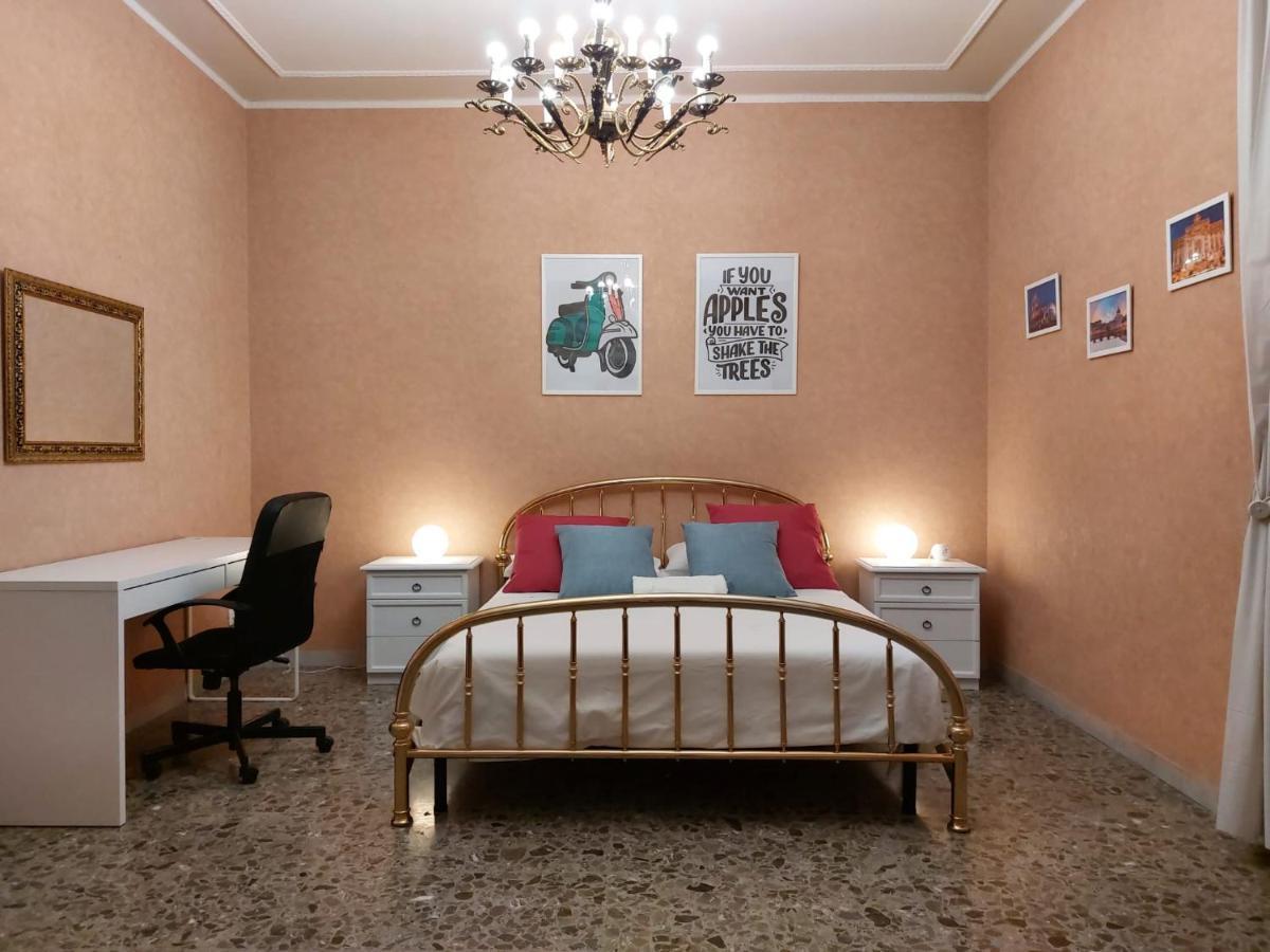 12Min Da Roma Centro Stanza Grande E Luminosa Hotel Ciampino Exterior photo